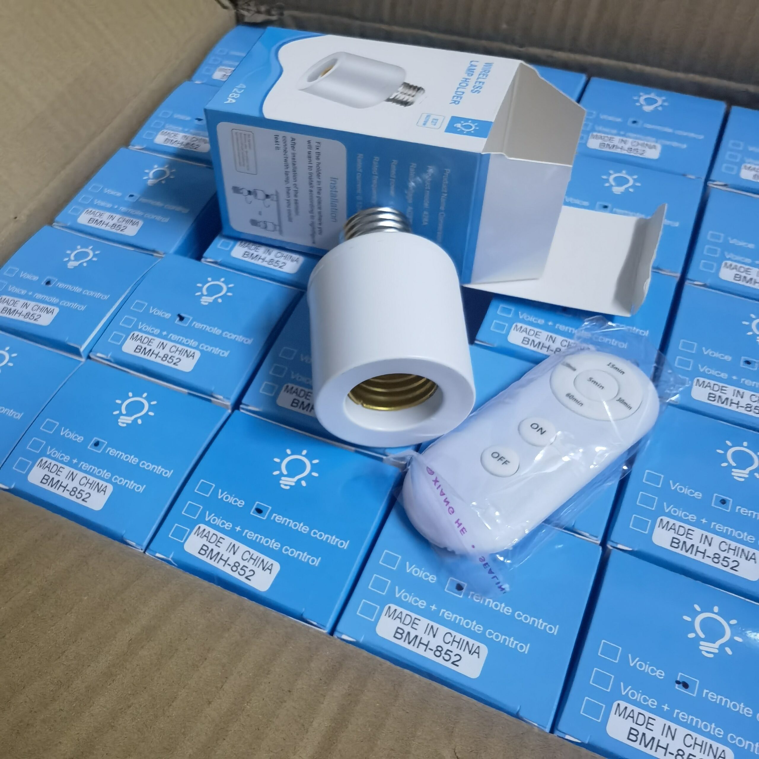 Remote Control Lamp Holder with Smart Timer - Image 4